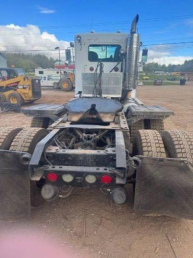 Used 2009 KENWORTH T800