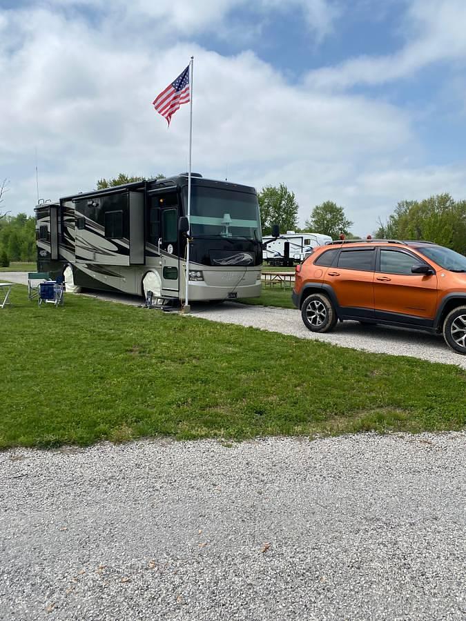 Used 2011 Tiffin Allegro Open Road RED Class A Motorhome & 2016 Jeep Trailhawk