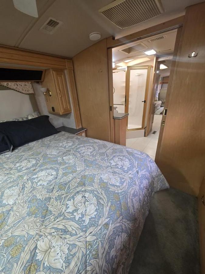 Used 2003 Fleetwood American Tradition