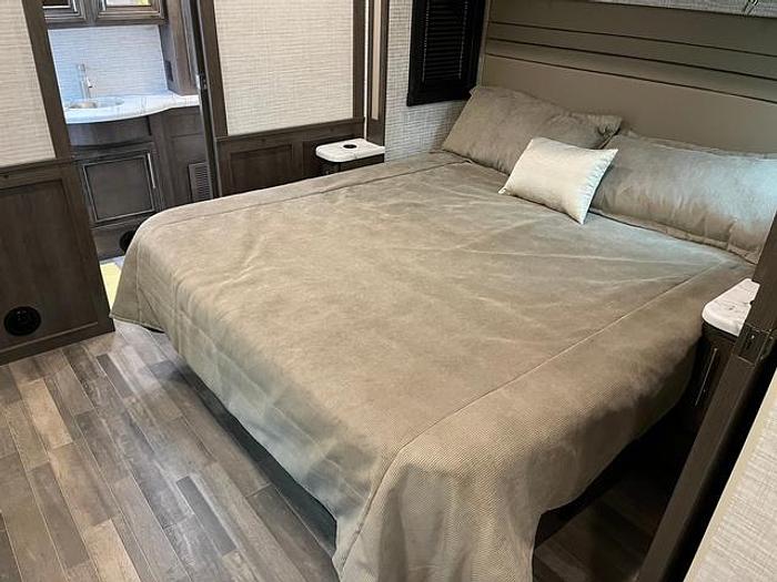 Used 2024 Entegra Coach Vision XL 36C