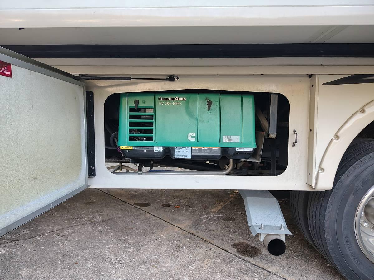 Used 2017 Fleetwood Flair 29T