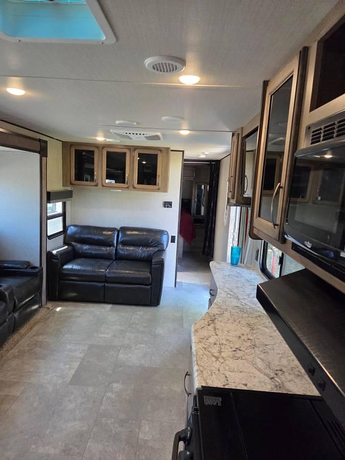 Used 2019 Grand Design Transcend 28MKS