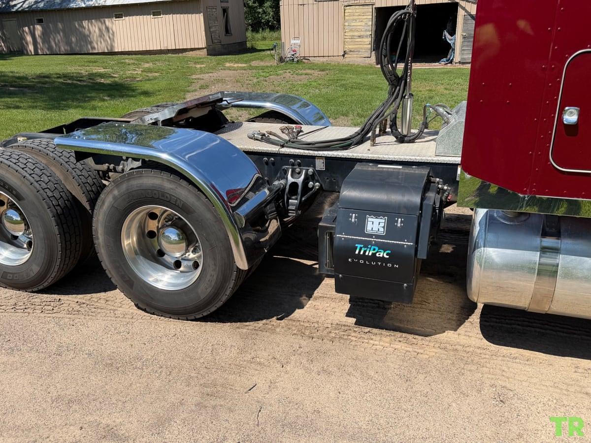 Used 2020 Peterbilt 389