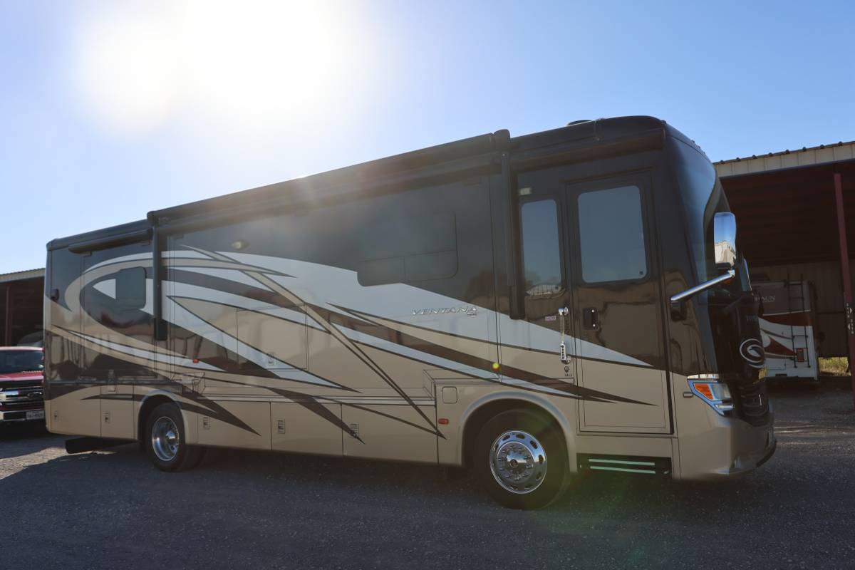 Used 2017 Newmar Ventana 3412 Class A Motorhome