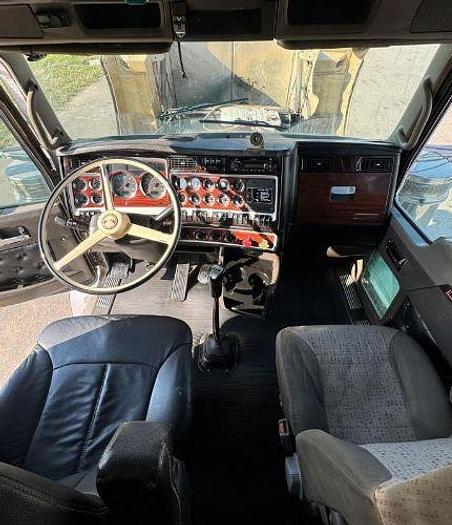 Used 2012 KENWORTH T800