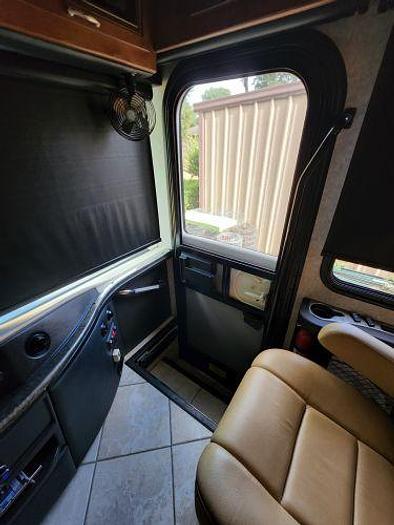 Used 2011 Fleetwood Providence 42P