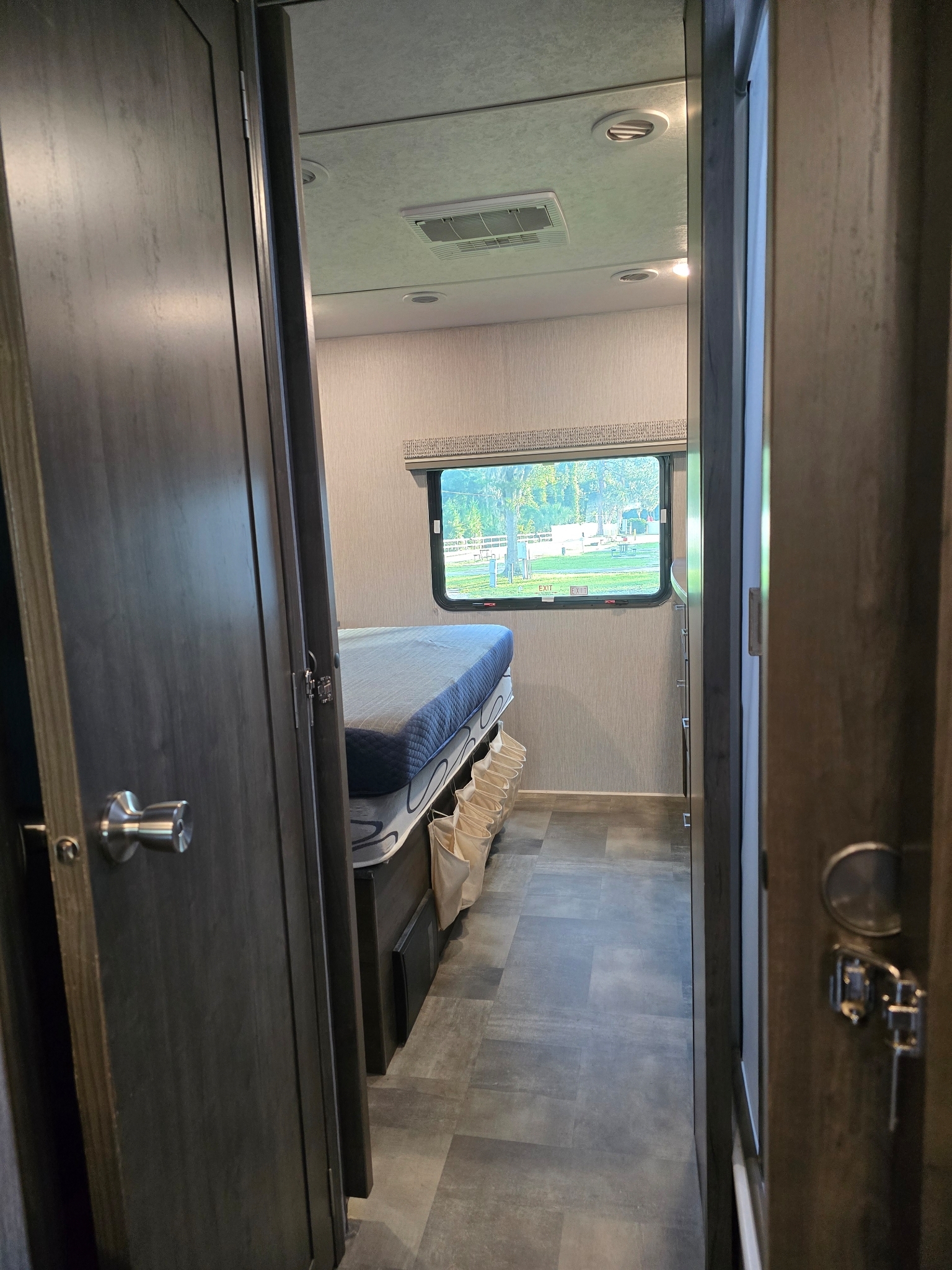 Used 2022 Coachmen Pursuit 31TS Class A Motorhome