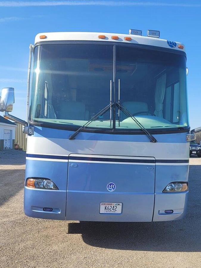 Used 2002 Holiday Rambler Endeavor