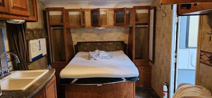 Used 2013 Keystone Passport Express Super Lite 238ML