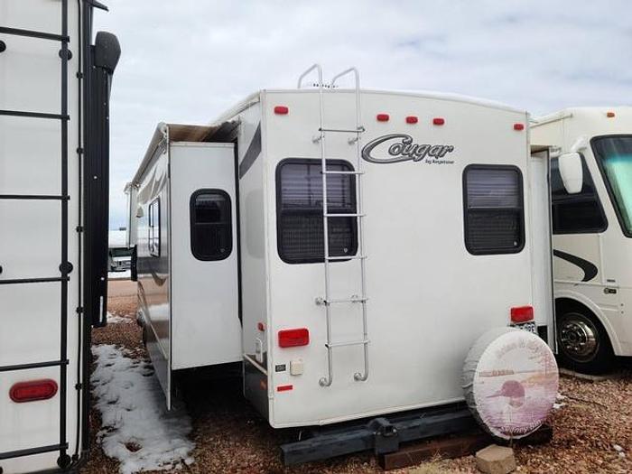 Used 2012 Keystone Cougar 327RES