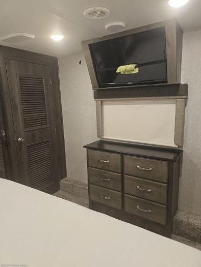 Used 2019 Keystone Montana 3855BR