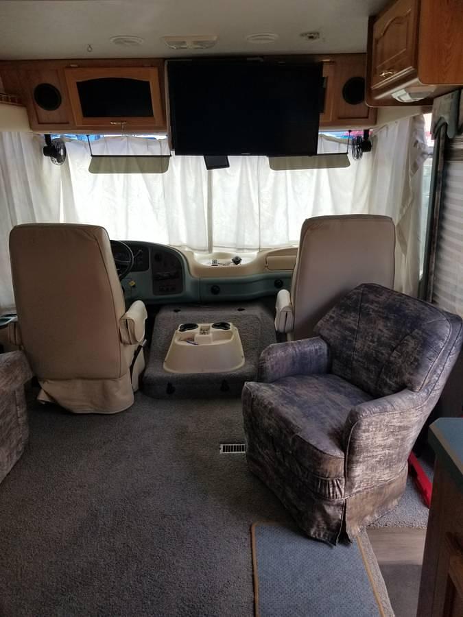 Used 2001 Condor R Vision