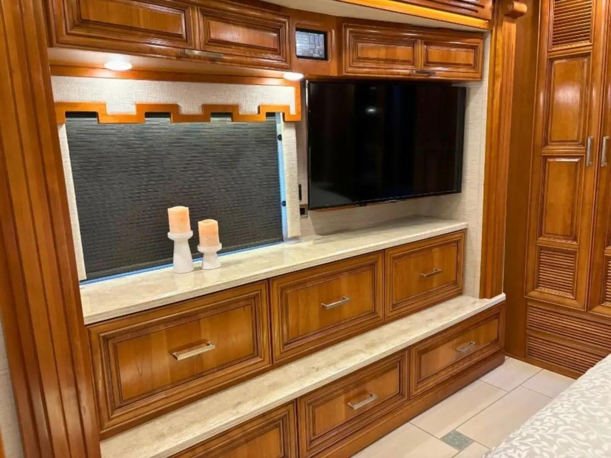 Used 2020 Newmar London Aire 4559