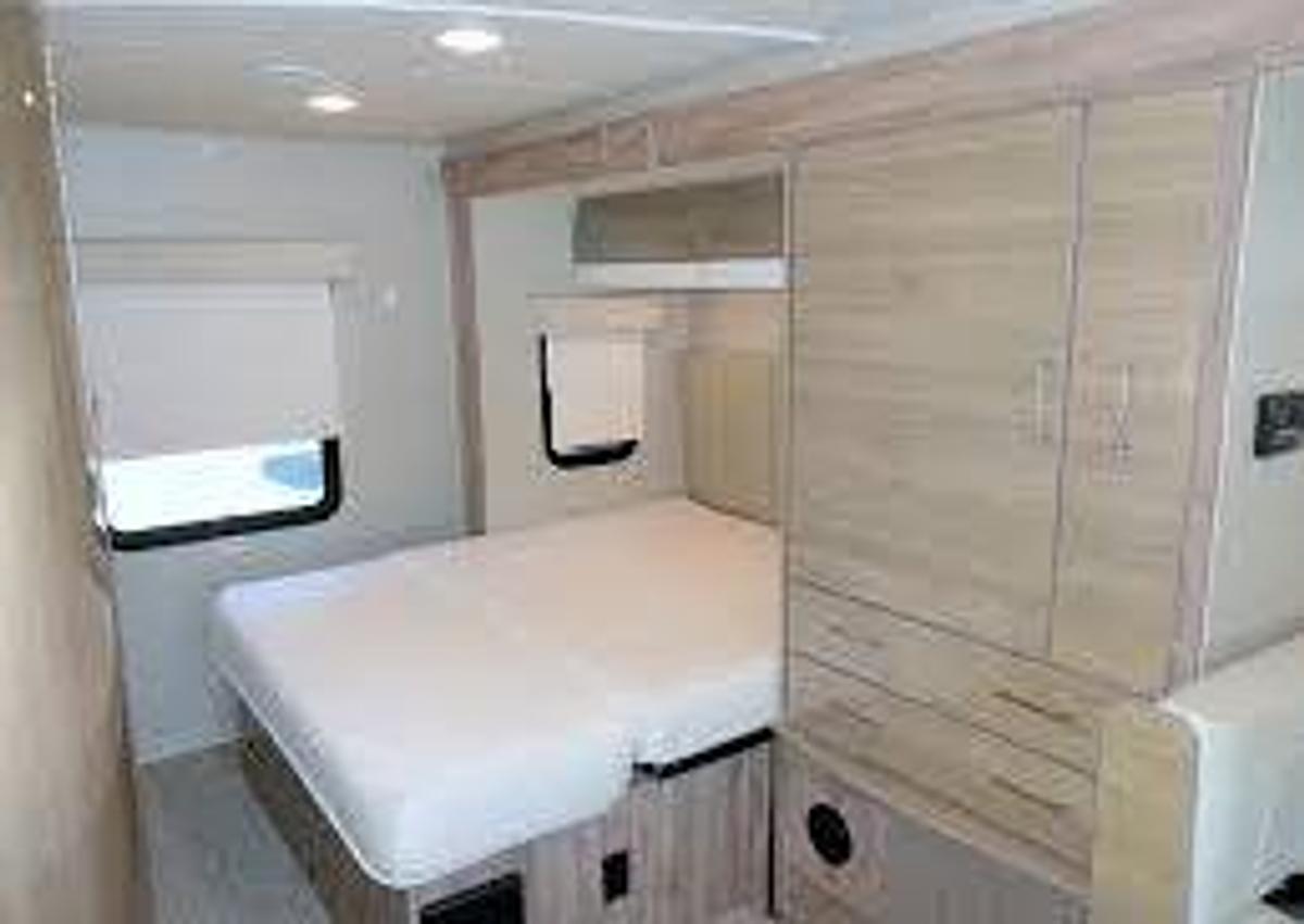Used 2019 Entegra Qwest