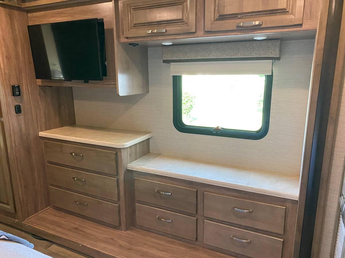 Used 2019 Jayco Precept Prestige 36H Class A Motorhome