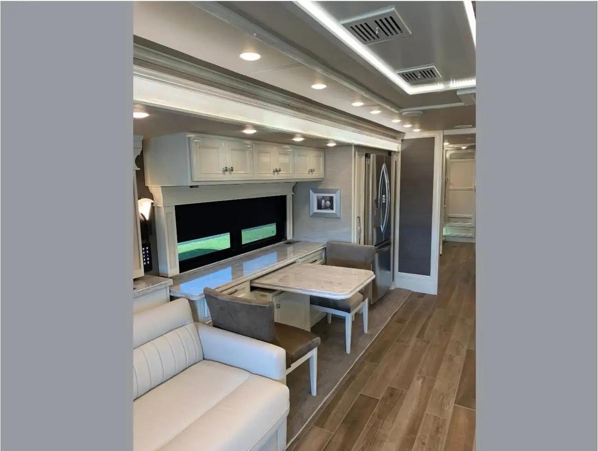 Used 2021 Tiffin Phaeton 40IH XSH