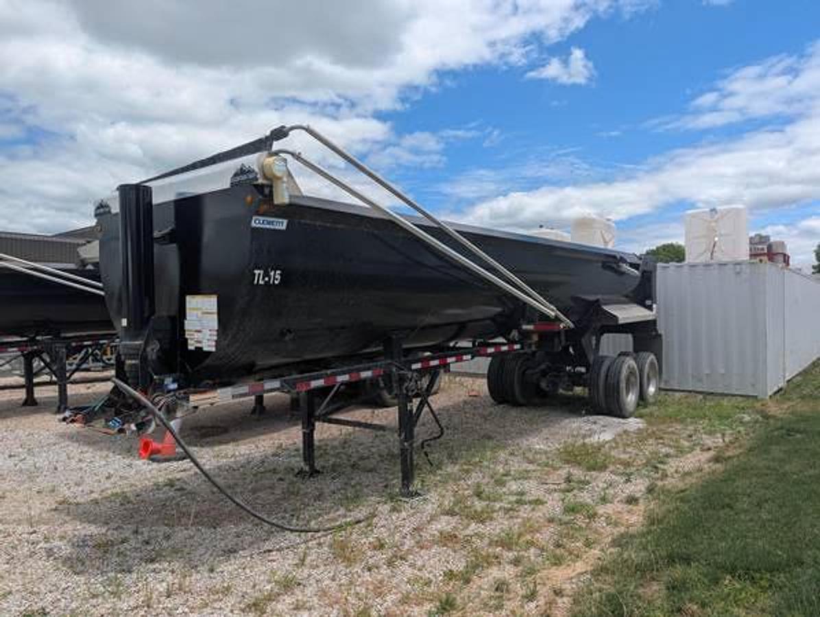 Used 2023 Clement Rockstar 323 End Dump Trailer