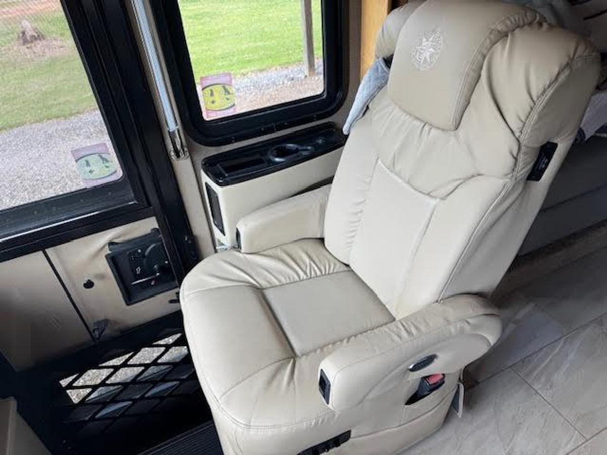 Used 2019 Tiffin Phaeton QBH
