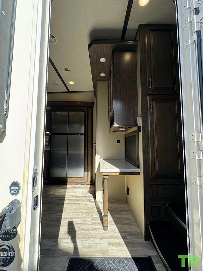 Used 2018 grand design solitude ST384GK