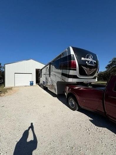 Used 2021 Forest River Riverstone 42FSKG