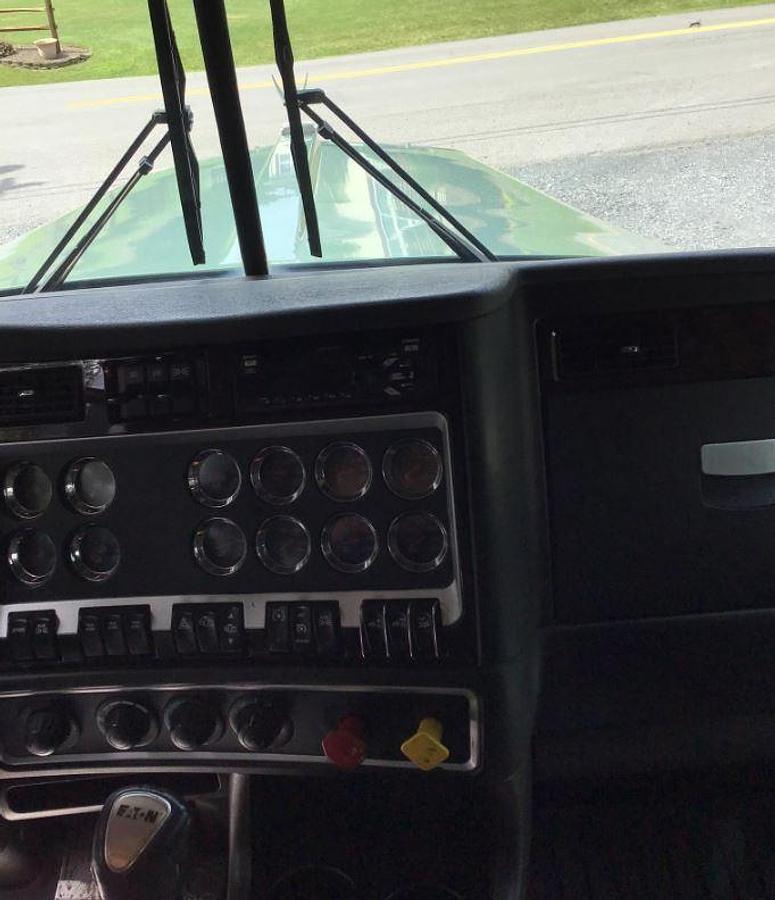 Used 2020 KENWORTH W900L