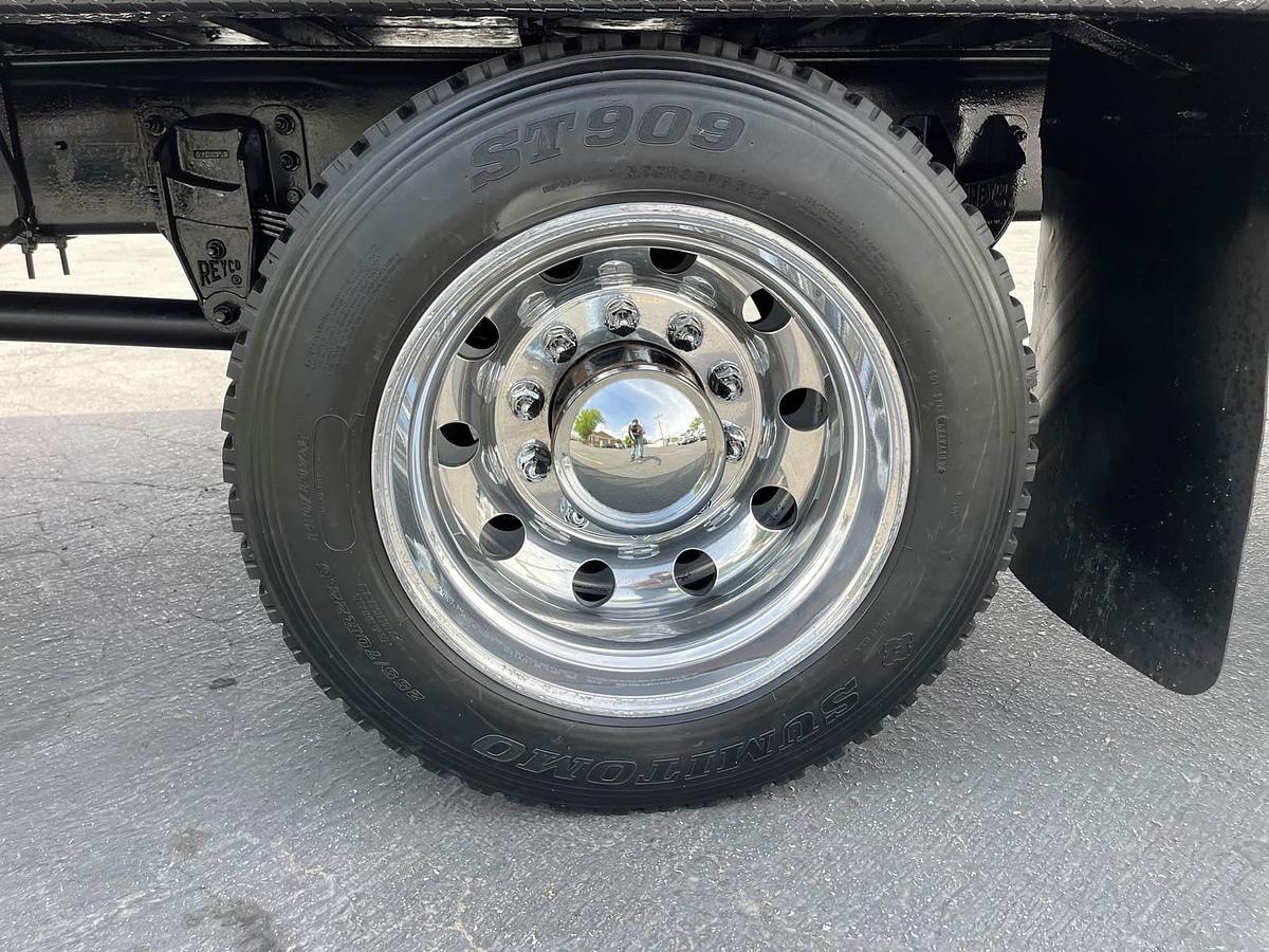 Used 2018 Peterbilt 337 Single Axle