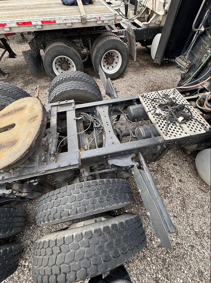 Used 2012 Kenworth T660 Sleeper Semi Truck