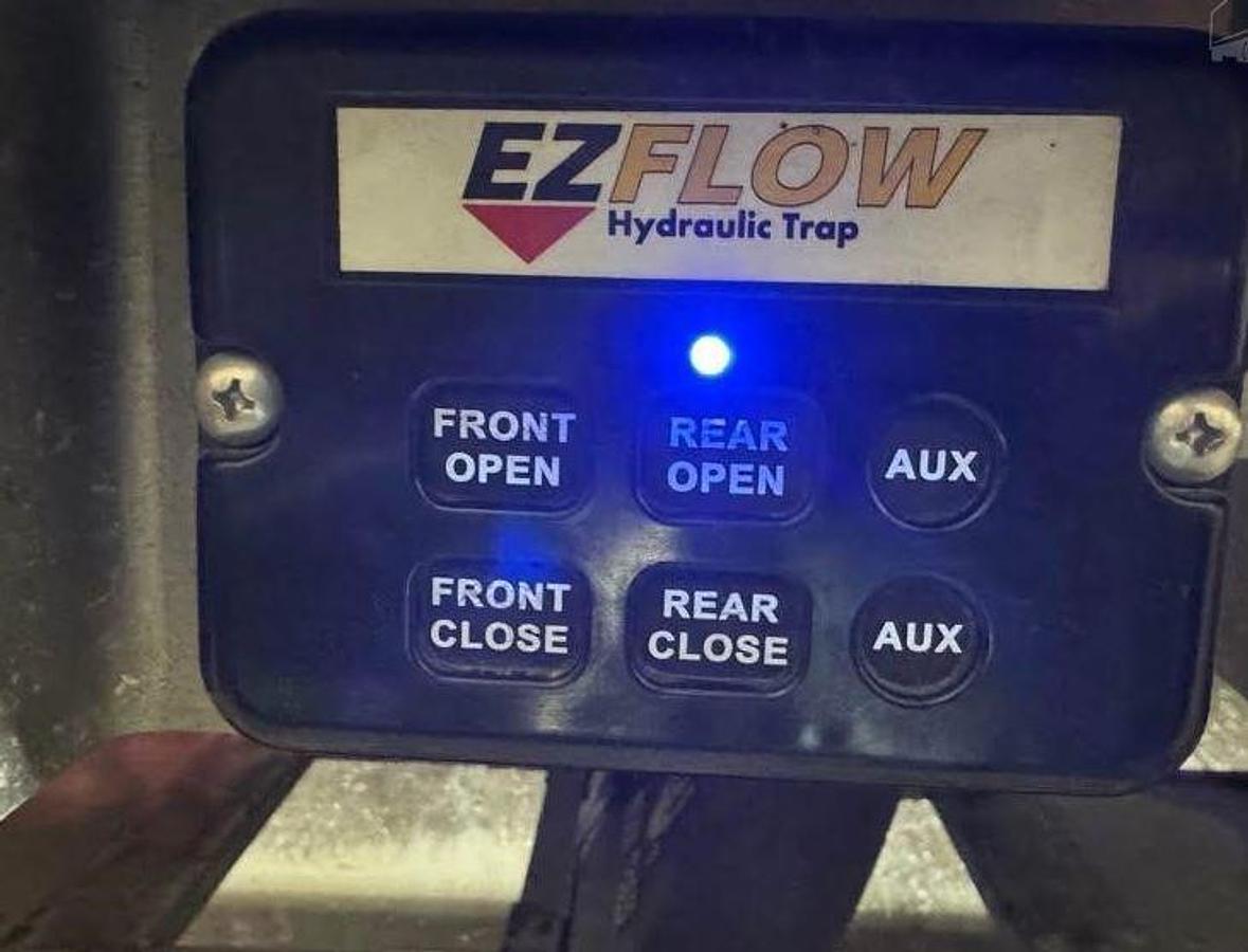 Used 2018 WILSON 43 ft x 96 in Grain Trailer