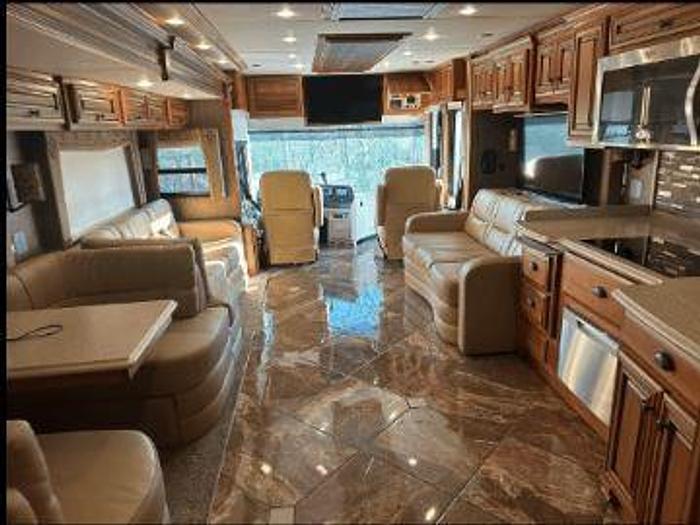 Used 2015 Newmar Dutch Star 4369