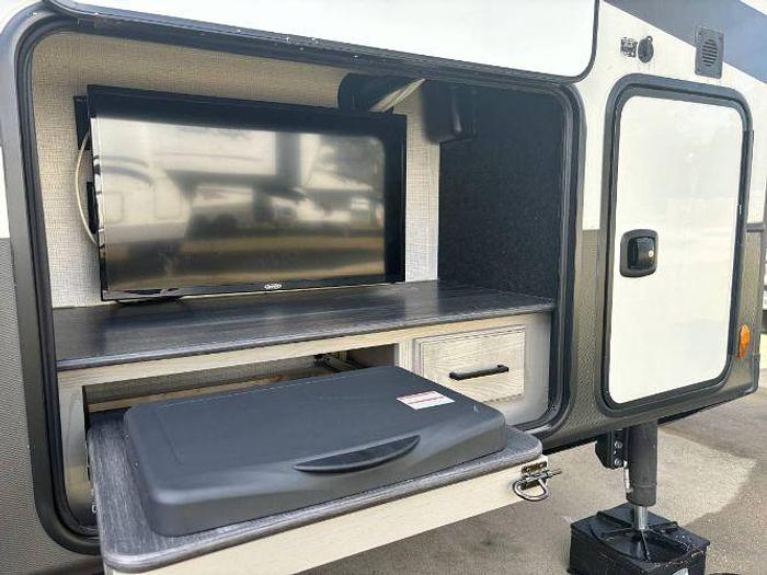 Used 2023 Keystone Alpine 3910RK