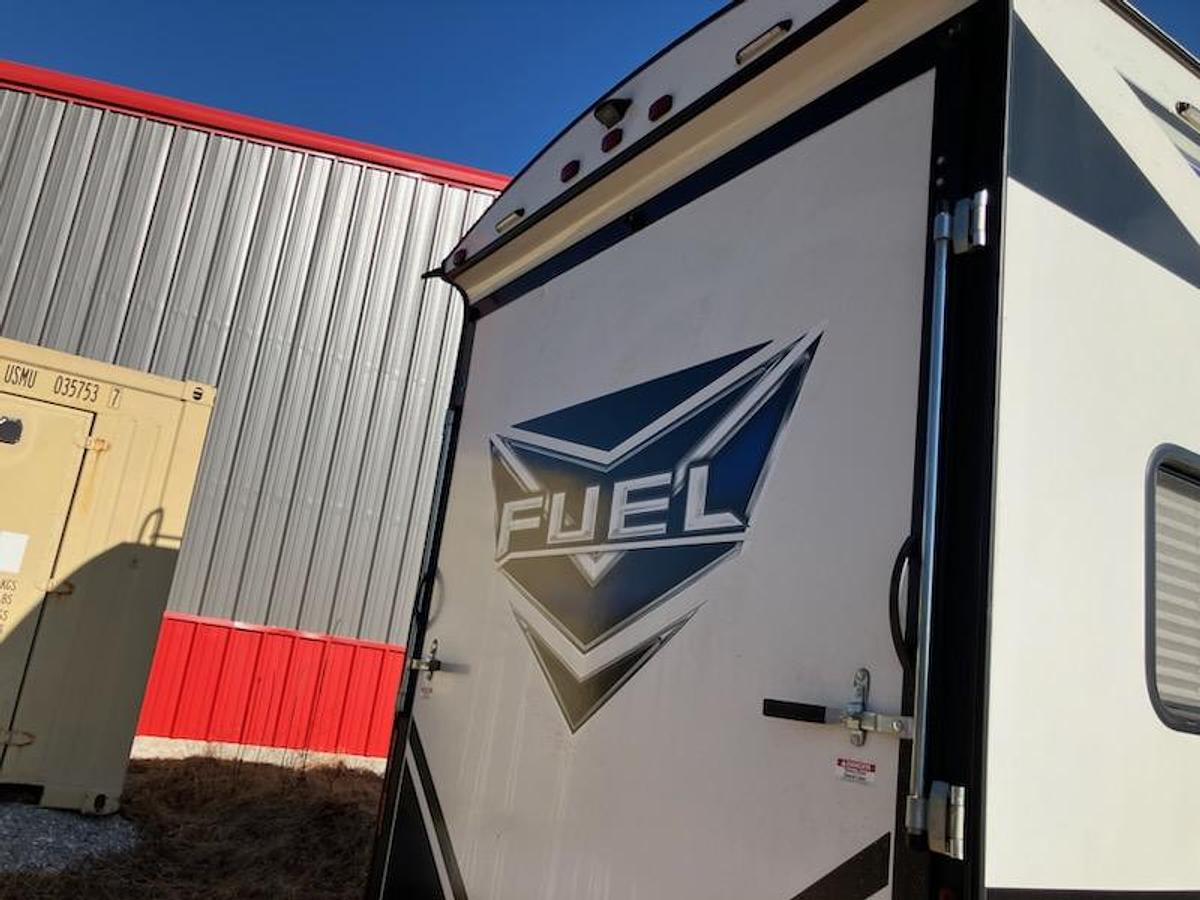 Used 2018 Heartland Fuel F-287 Travel Trailer Toy Hauler