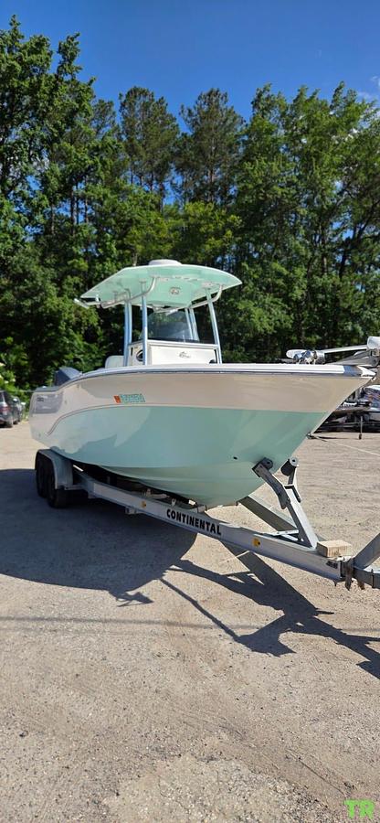 Used 2013 Sea Fox 256 Commander Center Console Boat