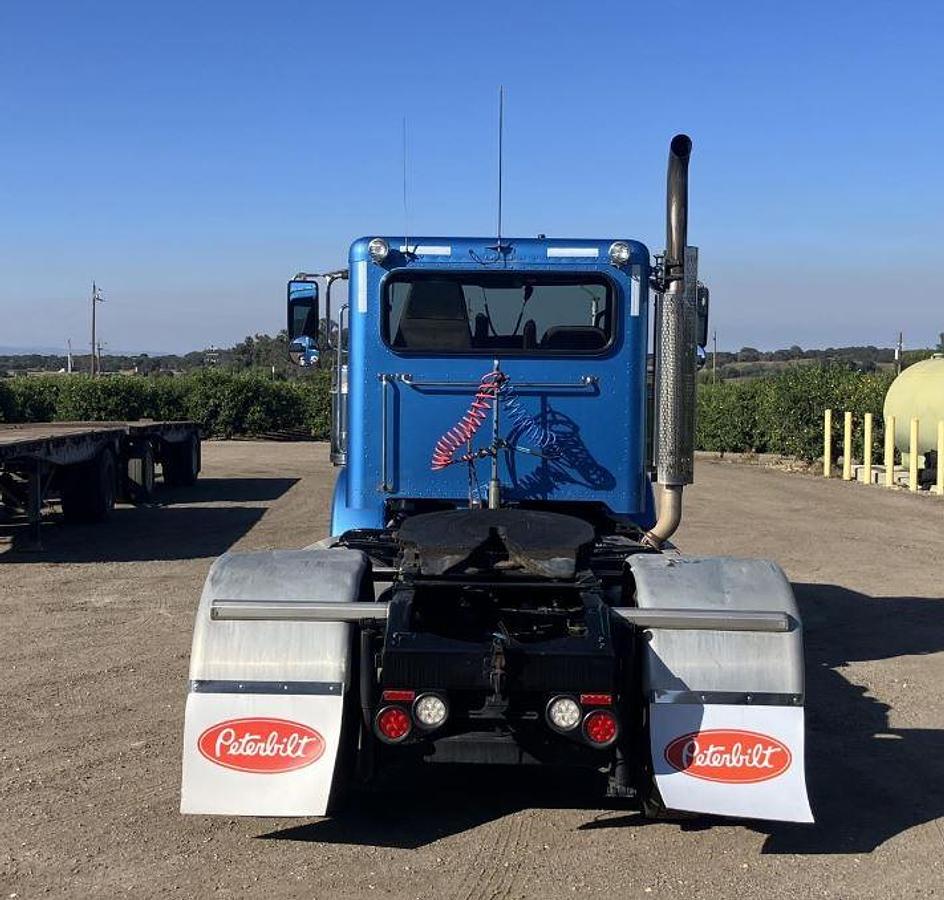 Used 2020 Peterbilt 389