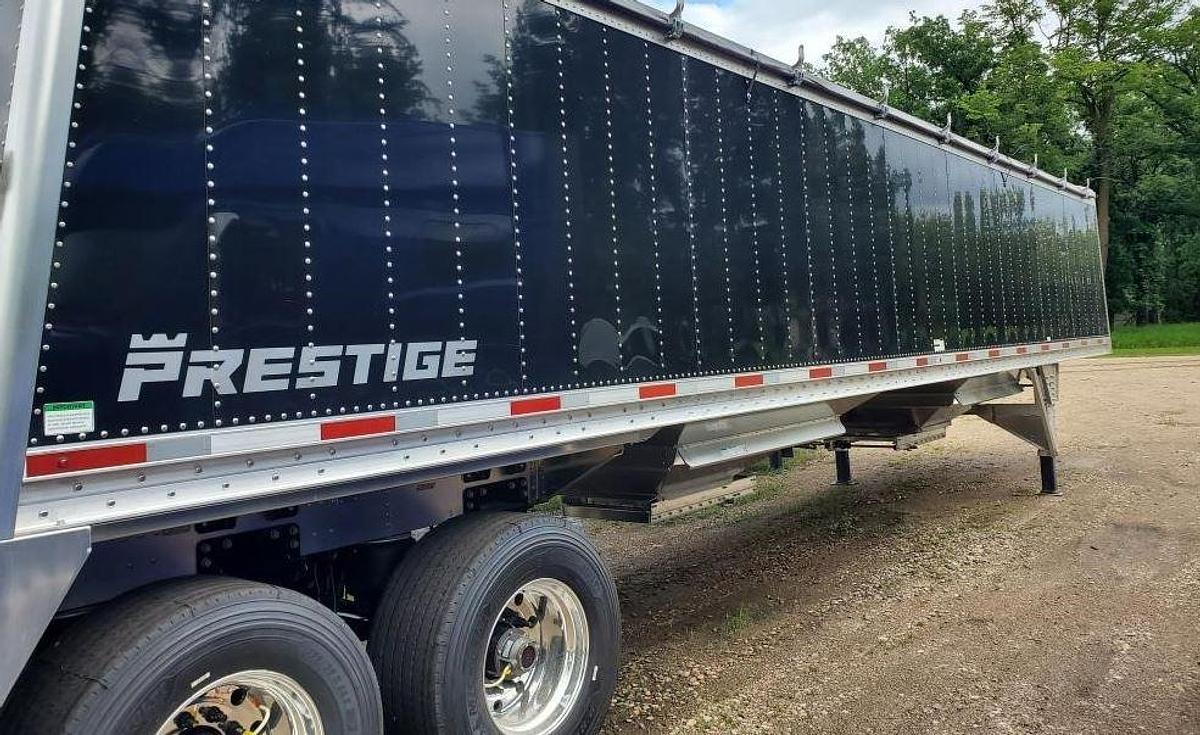 Used 2022 Prestige 40ft X 96in Hopper Trailer