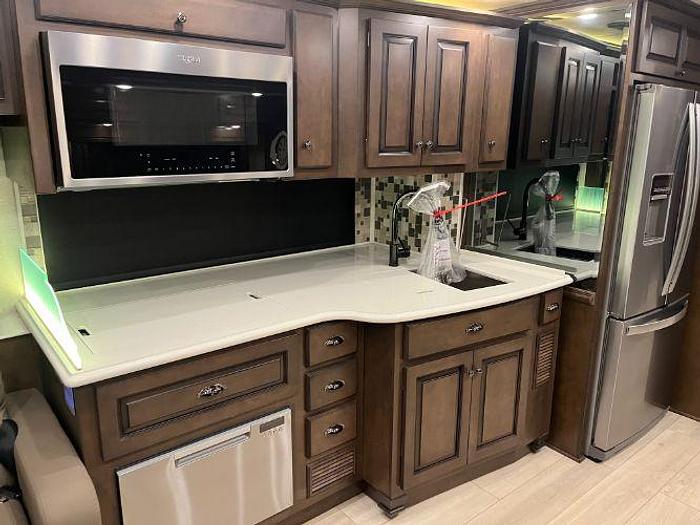 Used 2022 Newmar Dutch Star 4310