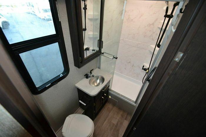 Used 2020 Jayco Greyhawk 27U