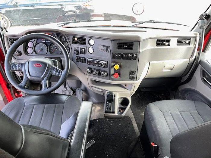 Used 2018 Peterbilt 579