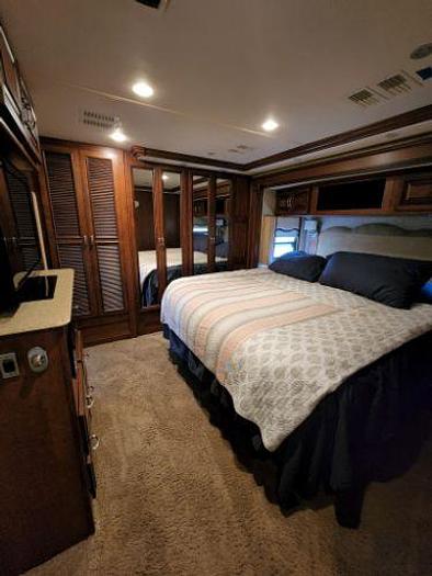 Used 2011 Fleetwood Providence 42P
