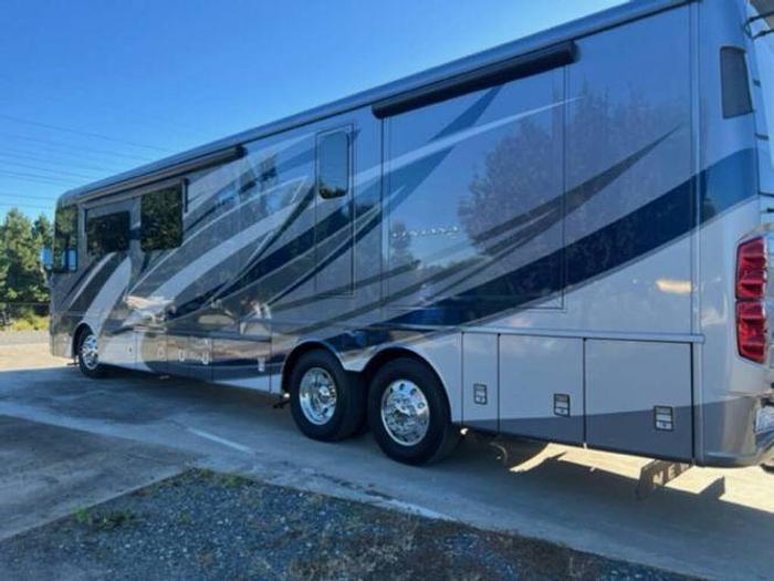 Used 2019 Newmar VENTANA 4054