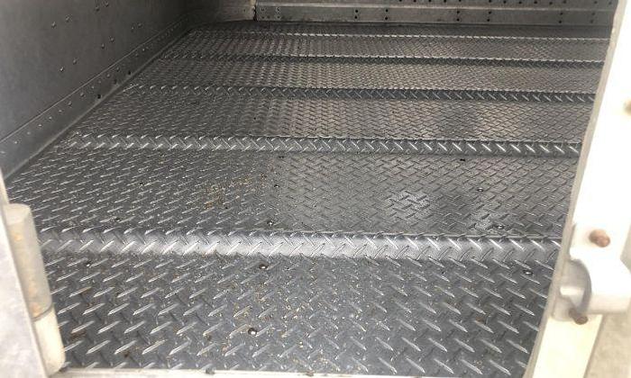 Used 2016 Wilson PSDCL-402 Livestock Trailer