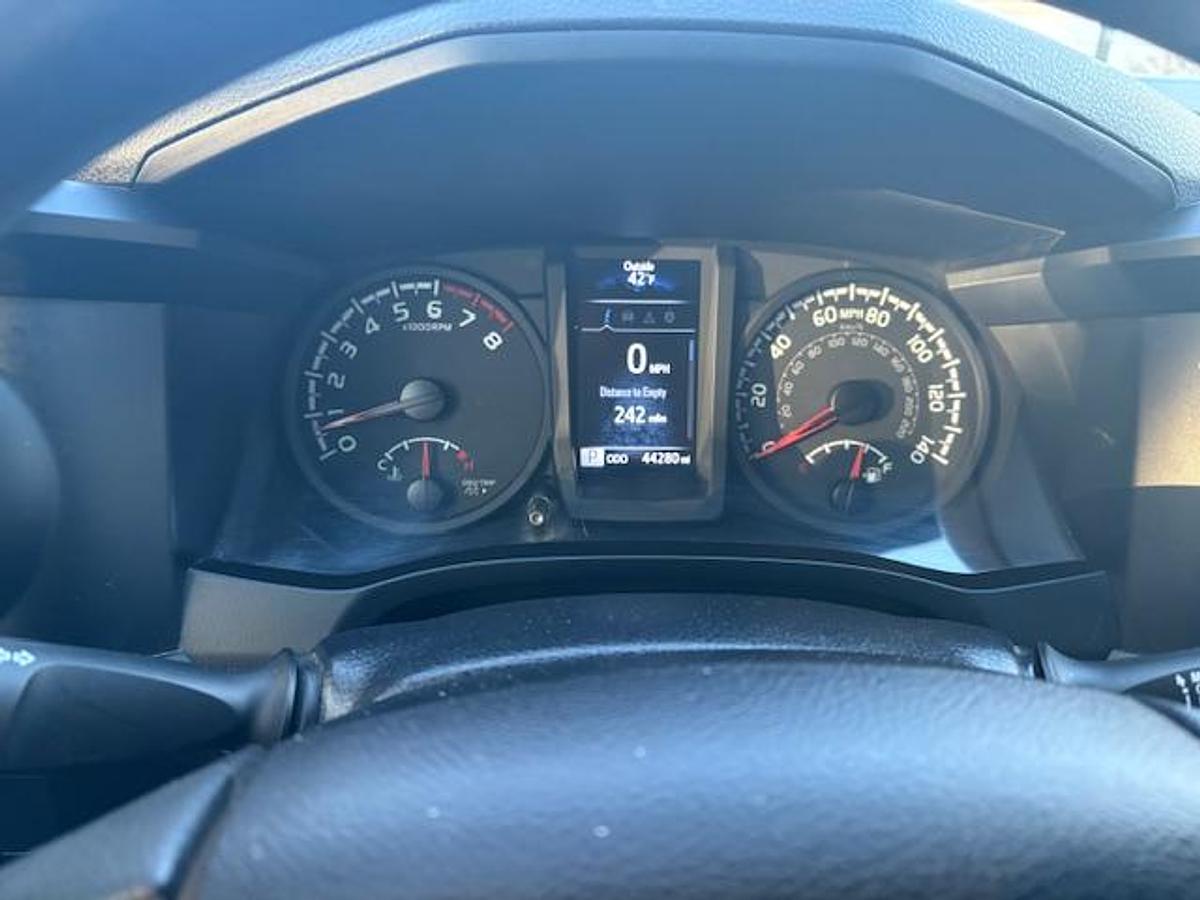 Used 2022 Toyota Tacoma SR5 Double Cab Long Bed V6 6AT 4WD