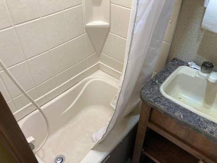 Used 2016 Crossroads 25' Z-1