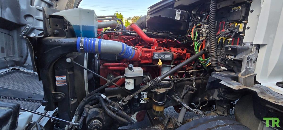 Used 2024 Kenworth T880