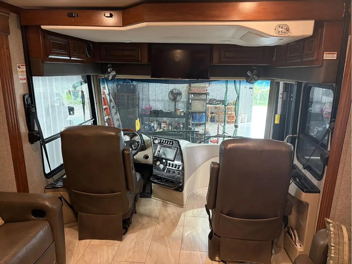 Used 2019 Forest River Berkshire XL 40D
