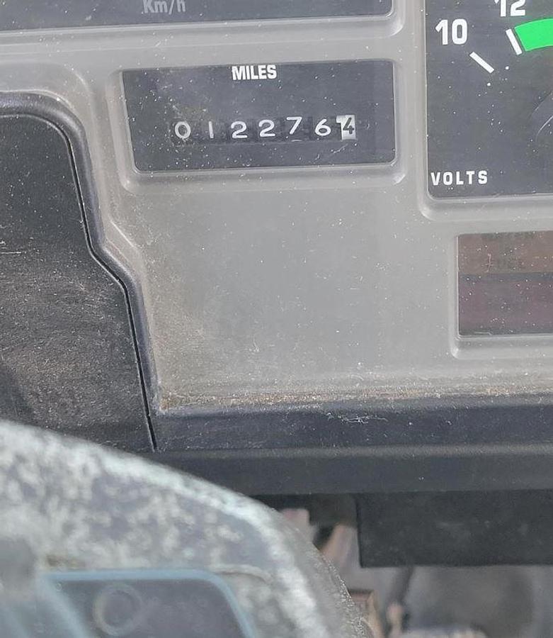 Used 1999 International 8100 with 2011 Auto Crane 10006H