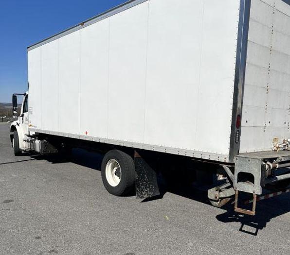 Used 2017 Freightliner BUSINESS CLASS M2 106