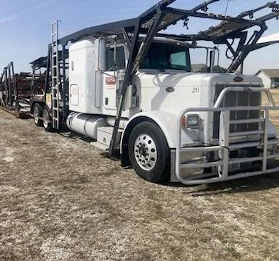 Used 2007 Peterbilt 379 Car Hauler