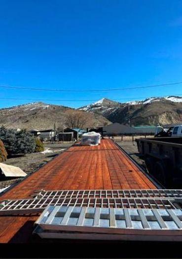 Used 2006 Gooseneck Trailer