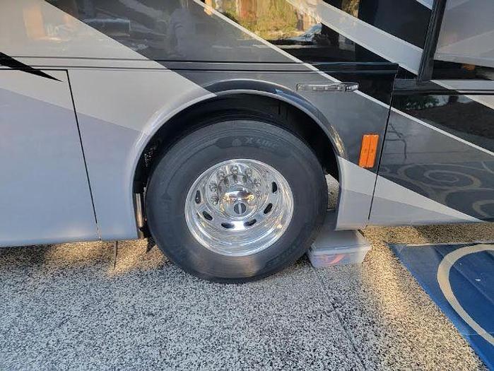 Used 2015 Tiffin Phaeton 40AH