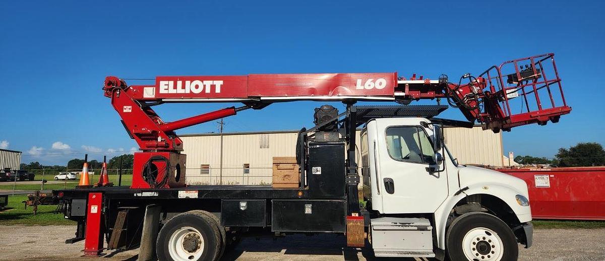 Used 2016 Elliot L60R Mounted on 2016 Freightliner Business Class M2 106